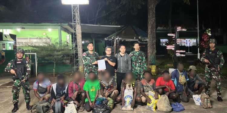 Bawa Emas 18,5 Gram Lewat Jalur Ilegal, 10 Warga PNG Diamankan
