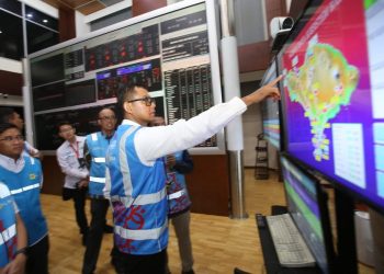 Dirut PLN Dianugerahi The Most Reputable CEO in Digital Platform