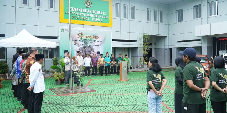 Kemenag Papua Peringati Hari Bumi Lewat Peluncuran Gerakan Sejuta Pohon Matoa