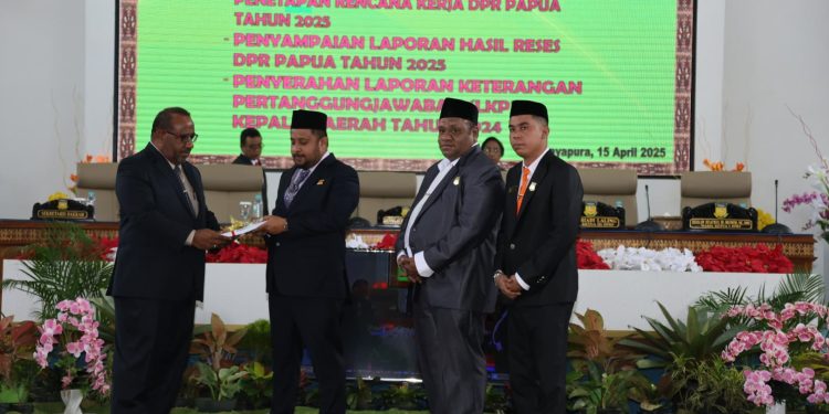 LKPJ APBD 2024 Papua Diserahkan, Realisasi Pendapatan Daerah Tercatat Rp2,9 Triliun