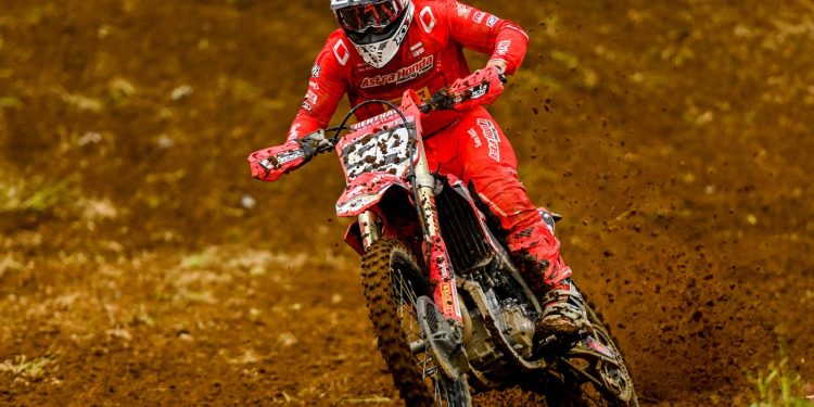 CRF Tetap Melesat Raih Podium di Kejurnas Motocross Wonosobo