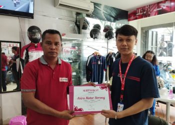 Gelar Aksi Sosial, Astra Motor Papua Terima Penghargaan dari PMI