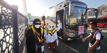24 Jam Nonstop, Bus Shalawat Gratis Antar Jemaah ke Masjidil Haram