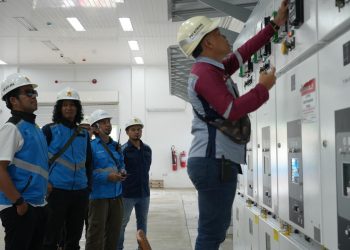 GM PLN UIP MPA Tinjau Langsung Proses Energizing Gardu Induk Manokwari