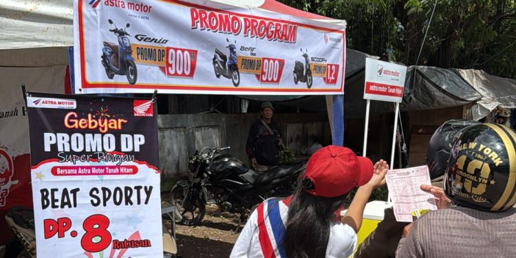 Grebek Pasar Youtefa, Cara Astra Motor Tanah Hitam Jangkau Masyarakat Jayapura