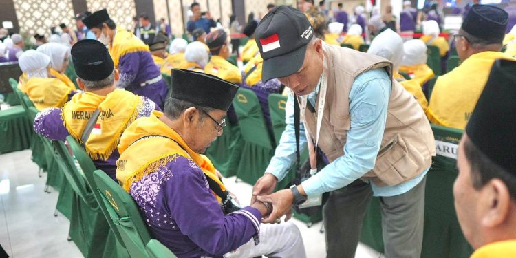 JCH Kloter UPG-29 Asal Papua Tiba di Embarkasi Makassar