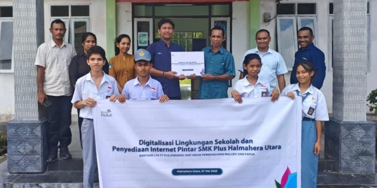 PLN UIP MPA Hadirkan Internet Pintar dan Digitalisasi Sekolah di SMK Plus Halmahera Utara