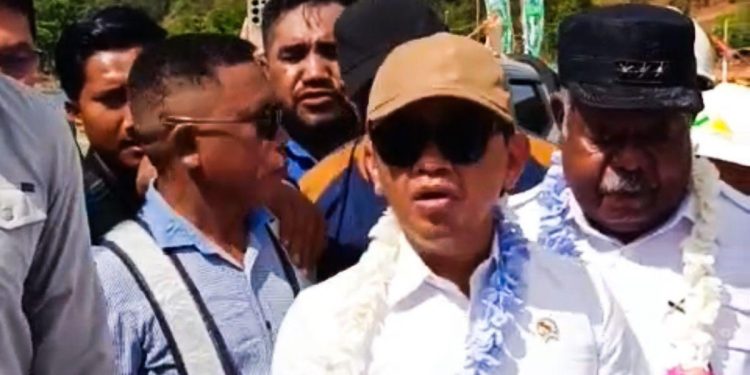 Bahlil Sebut Tidak Temukan Masalah pada Aktivitas Tambang Nikel di Raja Ampat