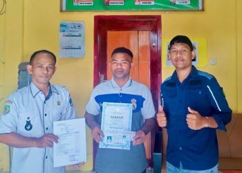 Pemuda Desa Tawa Terima Sertifikat Security dari PLN UIP MPA