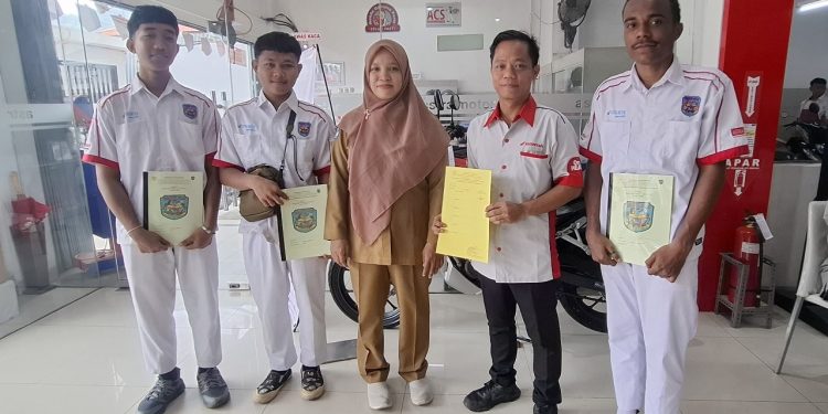 Siswa SMK Negeri 3 Jayapura Jalani PKL di Seluruh Jaringan AHASS di Jayapura