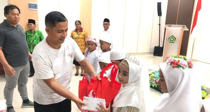 Kemenag Papua dan Sejumlah Lembaga Zakat Wujudkan Semangat Kemanusiaan