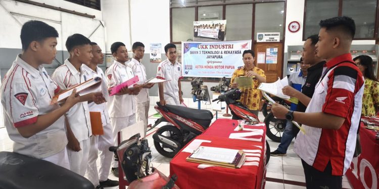 Astra Motor Papua Kembali Terlibat dalam Pelaksanaan UKK SMKN 3 Jayapura