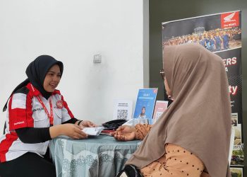 Konsumen Honda Kini Bisa Cek Tekanan Darah Gratis di Astra Motor Sentani