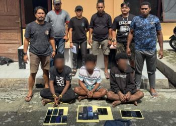 Polisi Bekuk Tiga Pelaku Pembobol Toko Handphone di Jayapura