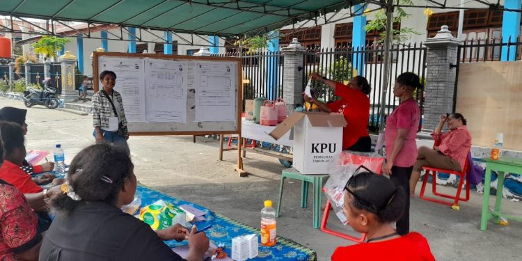 BTM-CK Unggul di 11 TPS Hawai Sentani pada PSU Pilkada Papua