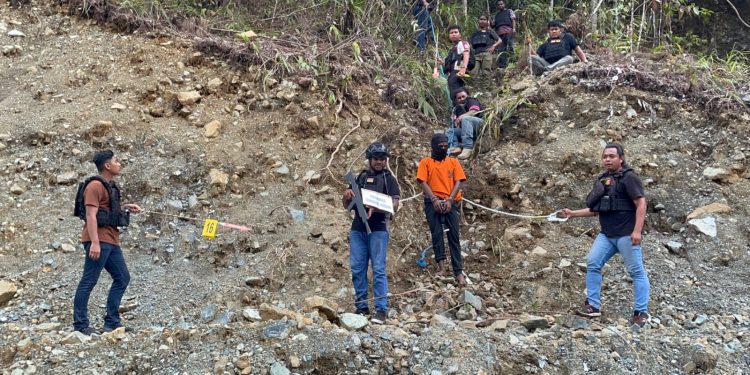 Rekonstruksi Pembunuhan 2 Personel Brimob di Nabire, Tersangka Peragakan 21 Adegan