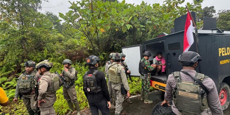 Kontak Tembak Aparat Gabungan dan KKB di Tengah Evakuasi Korban Selamat di Yahukimo
