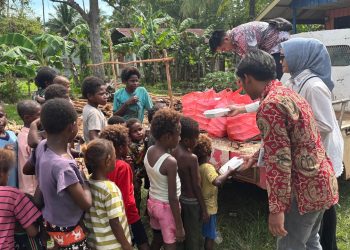 Astra Motor Merauke Sambangi Warga Suku Kimaam