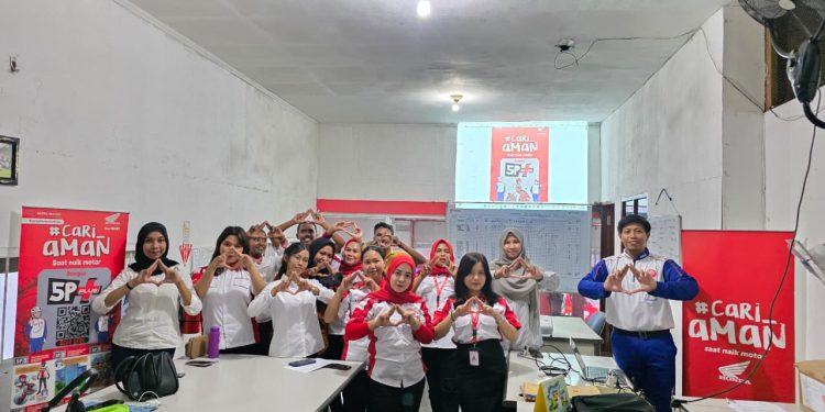 Giliran Tim Dealer Honda Timika Dibekali Keselamatan Berkendara