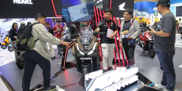 Ini Sebab New Honda ADV160 Jadi Primadona di IMOS 2025
