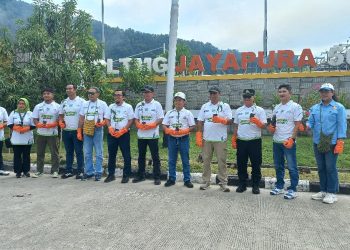 PLN Perkuat Peran Aktif Perusahaan Terhadap Energi Hijau, Tanam 2.500 Bibit Pohon di Jayapura