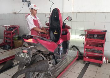 Astra Motor Papua Perkenalkan Layanan Pembersihan Injeksi AMIC