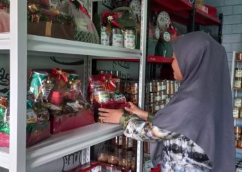 Ririens Food Hadirkan Ragam Parsel dan Hamper Natal 2025