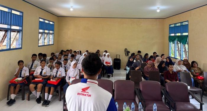 Astra Motor Papua Ajak Pelajar Jadikan Keselamatan Berkendara Sebagai Gaya Hidup