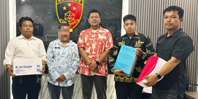 Tersangka Korupsi Dana BOS SMA Negeri 4 Jayapura Diserahkan ke Kejari
