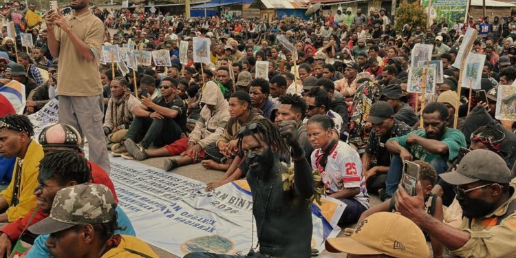 Operasi Damai Cartenz Cegah Ancaman KKB di Tengah Aksi Unjuk Rasa Mahasiswa Pegubin