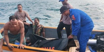 Dua Warga Terseret Arus di Pantai Base G, Satu Korban Masih Dalam Pencarian