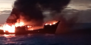 Kapal Terbakar di Laut Arafura, 26 Orang Masih Dalam Pencarian