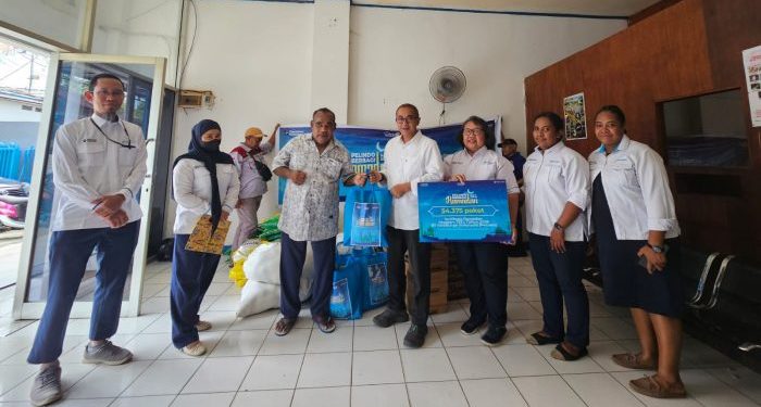 Pelindo Berbagi Ramadan, 250 Paket untuk TKBM dan Anak Yatim