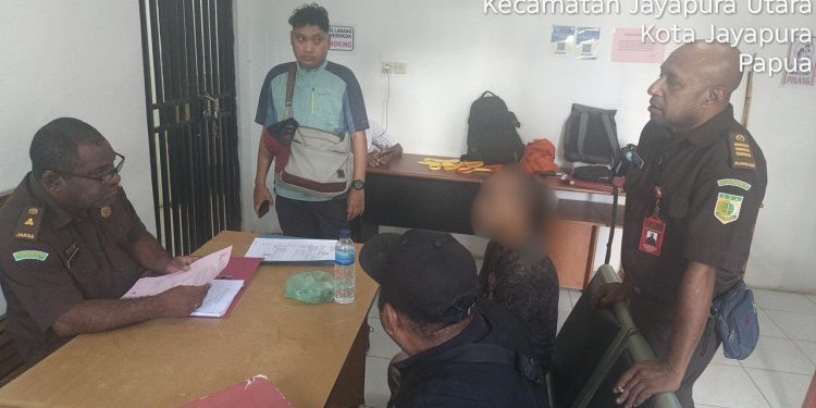 Tersangka AA dan Barang Bukti Curanmor Diserahkan ke Kejari