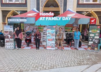 AT Family Day Honda Ramaikan Masjid At Taubah Sorong