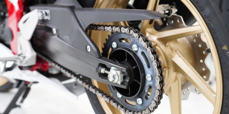 Rantai dan Gir Terawat, Performa Motor Honda Lebih Maksimal