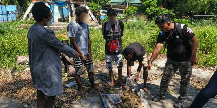Ratusan Gram Ganja Hasil Sitaan Dimusnahkan