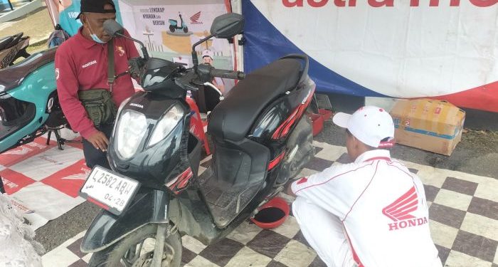 Cara Astra Motor Dekat dengan Warga Sorong