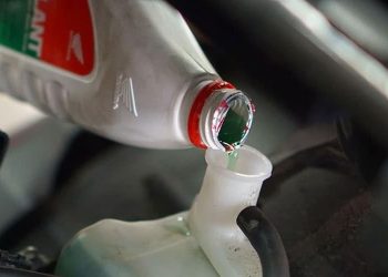 Ganti Coolant Kini Lebih Praktis dengan Booking Service Motorku X