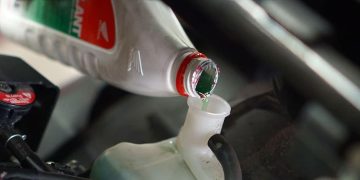 Ganti Coolant Kini Lebih Praktis dengan Booking Service Motorku X