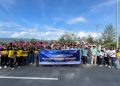 Horison Region Papua Gelar Bersih Pantai Holtekam Peringati HUT MGM ke-23