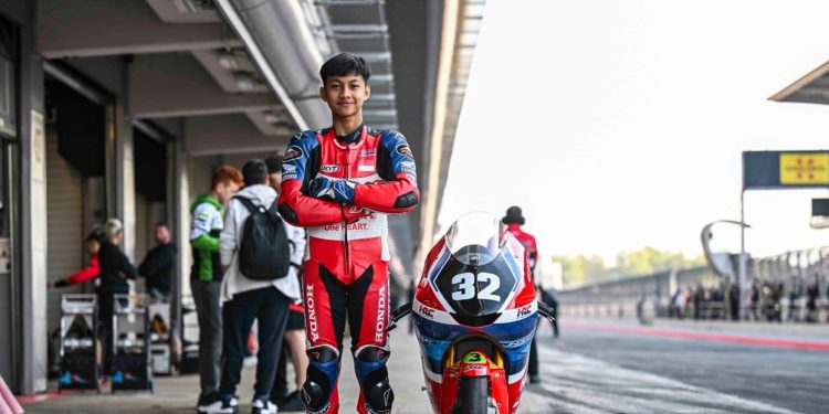 Ramadhipa Siap Naik Level di Kejuaraan Dunia Moto3 Junior Spanyol