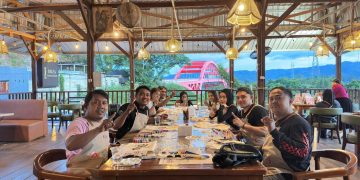 Astra Motor Papua Padukan Otomotif dan Seni