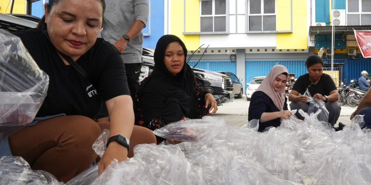 PLN UIP MPA Tebar Kepedulian di Hari Raya Kurban