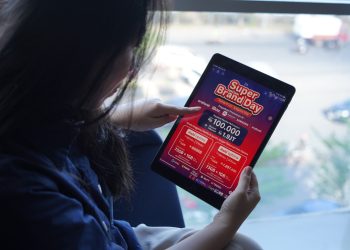 Telkomsel dan Erajaya Kolaborasi dalam Program Super Brand Day