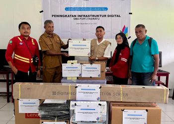 PLN Perkuat Pendidikan Digital di SMA PGRI 2 Kairatu
