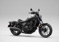 Honda New Rebel 1100 Tampil dengan Balutan Warna Silver Premium