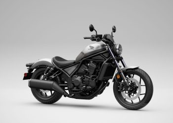 Honda New Rebel 1100 Tampil dengan Balutan Warna Silver Premium