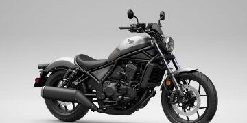 Honda New Rebel 1100 Tampil dengan Balutan Warna Silver Premium