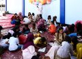 Srikandi PLN Hadir di Tengah Anak-anak Korban Kebakaran di Sorong